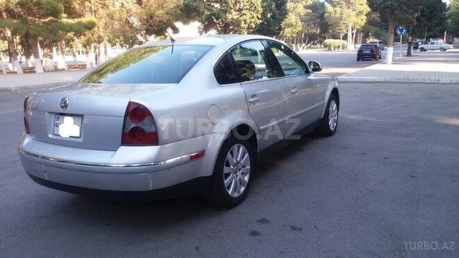 Volkswagen Passat 2003, 235,641 km - 1.8 l - Sumqayıt
