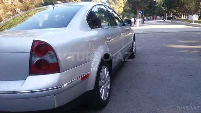 Volkswagen Passat 2003, 235,641 km - 1.8 l - Sumqayıt