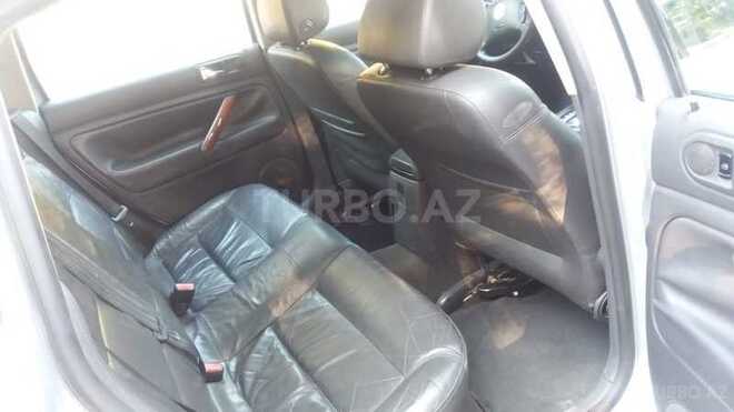 Volkswagen Passat 2003, 235,641 km - 1.8 l - Sumqayıt