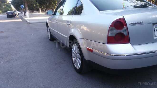 Volkswagen Passat 2003, 235,641 km - 1.8 l - Sumqayıt