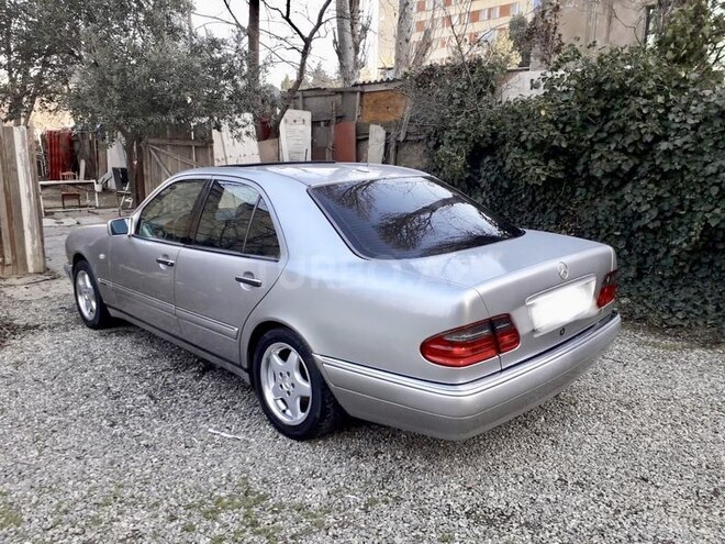 Mercedes E 280 1998, 1,998 km - 2.8 l - Bakı
