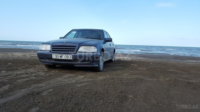 Mercedes C 240 1997, 368,000 km - 2.4 l - Quba