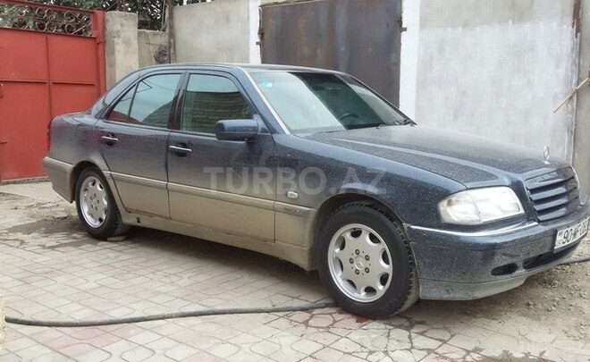 Mercedes C 240 1997, 368,000 km - 2.4 l - Quba