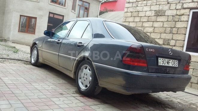 Mercedes C 240 1997, 368,000 km - 2.4 l - Quba