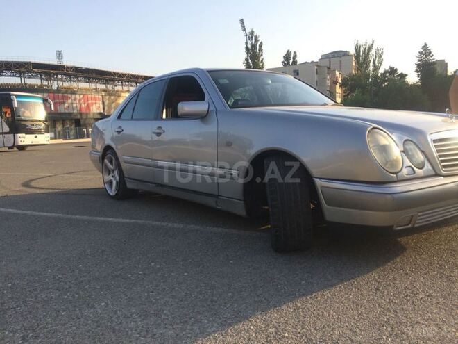 Mercedes E 280 1997, 360,000 km - 2.8 l - Bakı