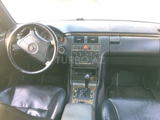 Mercedes E 280 1997, 360,000 km - 2.8 l - Bakı