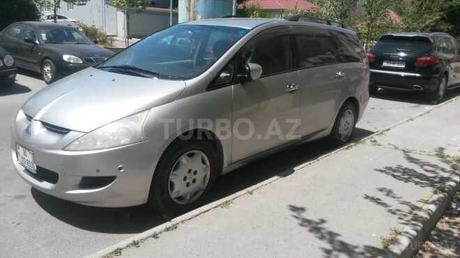 Mitsubishi Grandis 2003, 208,000 km - 2.4 l - Bakı