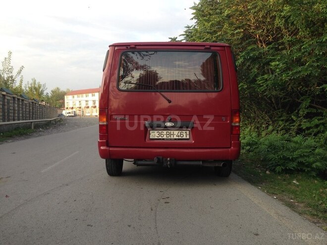Ford Transit 1998, 220,000 km - 2.5 l - Qəbələ