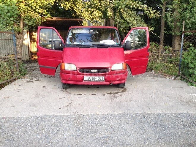 Ford Transit 1998, 220,000 km - 2.5 l - Qəbələ