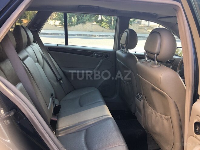 Mercedes C 220 2002, 190,000 km - 0.3 l - Bakı