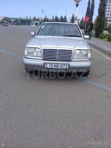 Mercedes E 280 1994, 370,000 km - 2.8 l - Gəncə