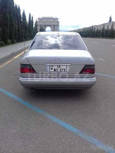 Mercedes E 280 1994, 370,000 km - 2.8 l - Gəncə