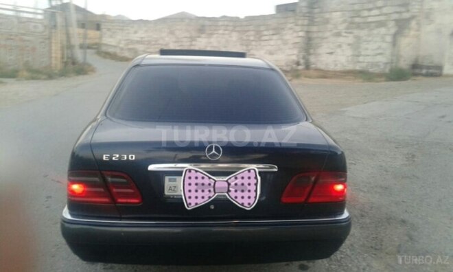 Mercedes E 230 1996, 340,000 km - 2.3 l - Bakı
