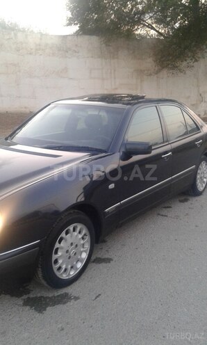 Mercedes E 230 1996, 340,000 km - 2.3 l - Bakı
