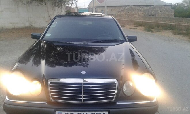 Mercedes E 230 1996, 340,000 km - 2.3 l - Bakı