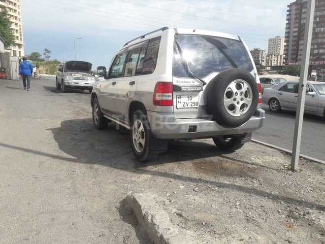 Mitsubishi Pajero io 1999, 230,000 km - 1.8 л - Bakı