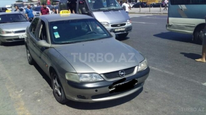 Opel Vectra 1996, 28,000 km - 1.8 л - Bakı