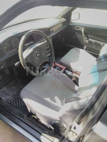 Mercedes 190 1991, 270,000 km - 1.8 l - Bakı