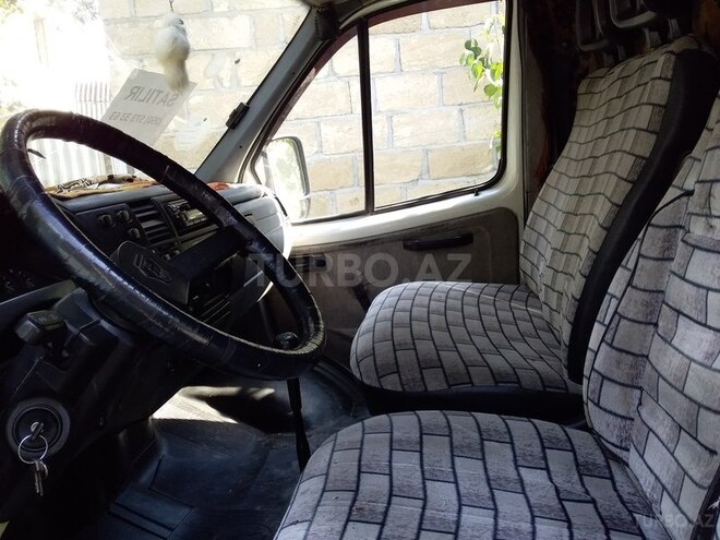 GAZ 330200 2004, 26,000 km - 2.4 l - Balakən