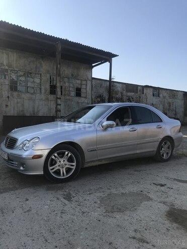 Mercedes C 200 2001, 196,800 km - 2.0 l - Sumqayıt