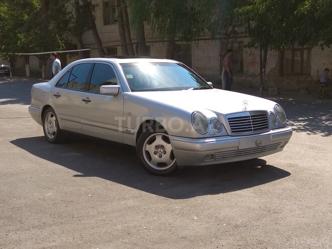 Mercedes E 240 1998, 225,235 km - 2.6 l - Bakı