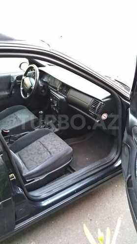 Opel Vectra 1998, 240,000 km - 1.6 l - Zaqatala