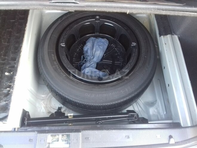 Mercedes E 260 2000, 18,600 km - 2.6 l - Gəncə