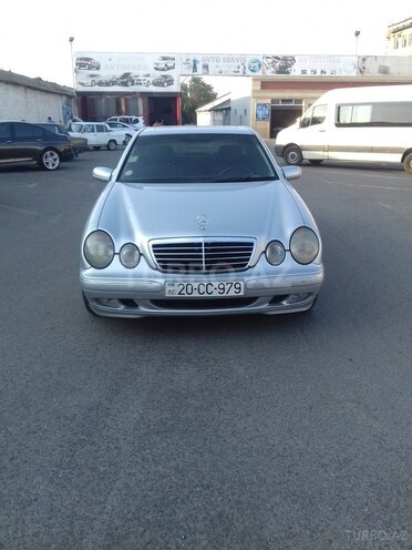 Mercedes E 260 2000, 18,600 km - 2.6 l - Gəncə