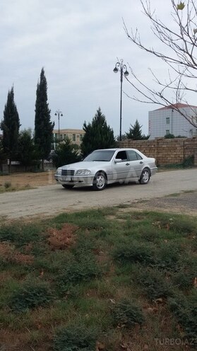 Mercedes C 240 1999, 235,000 km - 2.4 л - Biləsuvar