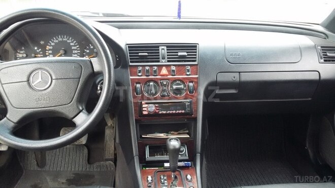Mercedes C 240 1999, 235,000 km - 2.4 л - Biləsuvar