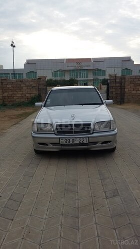 Mercedes C 240 1999, 235,000 km - 2.4 л - Biləsuvar