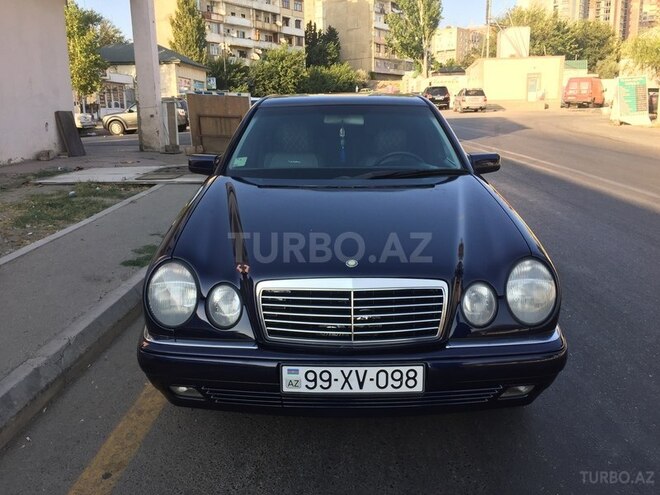 Mercedes E 200 1999, 247,000 km - 2.0 l - Bakı