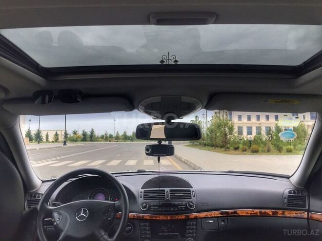 Mercedes E 240 2003, 244,000 km - 2.6 l - Ağdaş