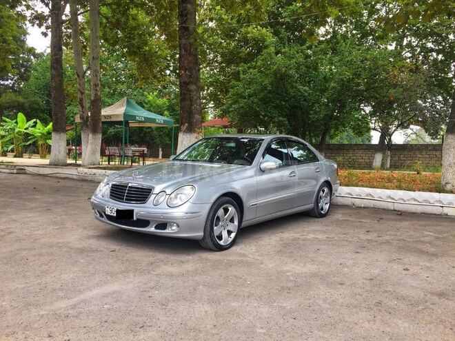 Mercedes E 240 2003, 244,000 km - 2.6 l - Ağdaş
