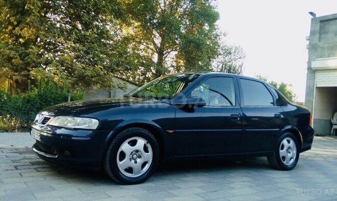 Opel Vectra 2001, 171,000 km - 1.6 l - Ağdaş