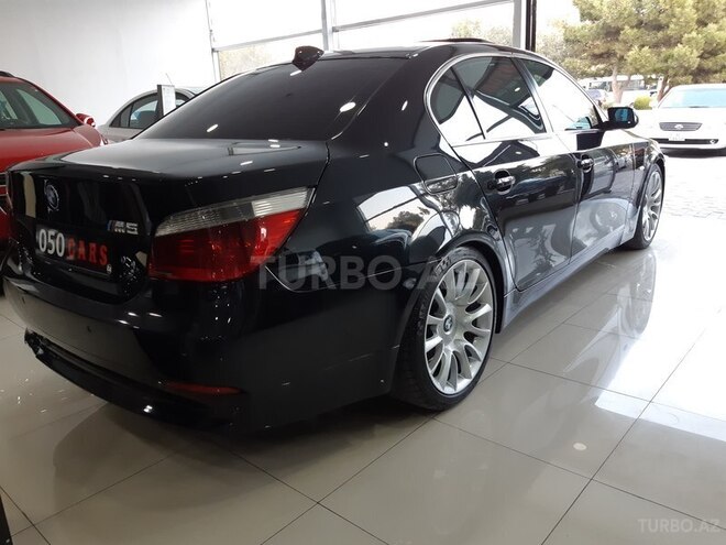 BMW 525 2003, 348,000 km - 2.5 л - Sumqayıt