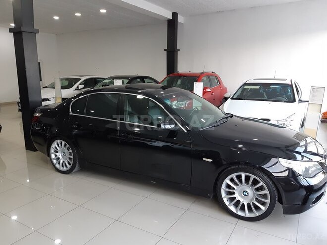 BMW 525 2003, 348,000 km - 2.5 л - Sumqayıt