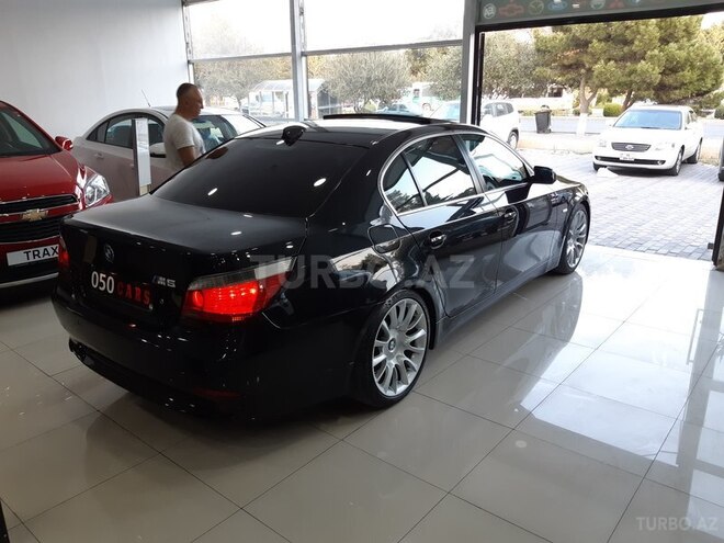 BMW 525 2003, 348,000 km - 2.5 л - Sumqayıt