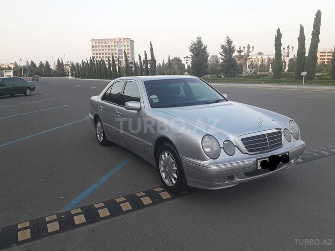 Mercedes E 200 2001, 192,300 km - 2.0 l - Gəncə