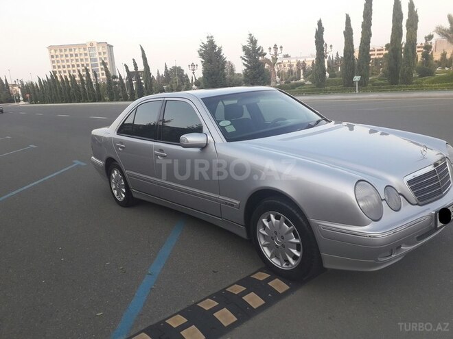 Mercedes E 200 2001, 192,300 km - 2.0 l - Gəncə
