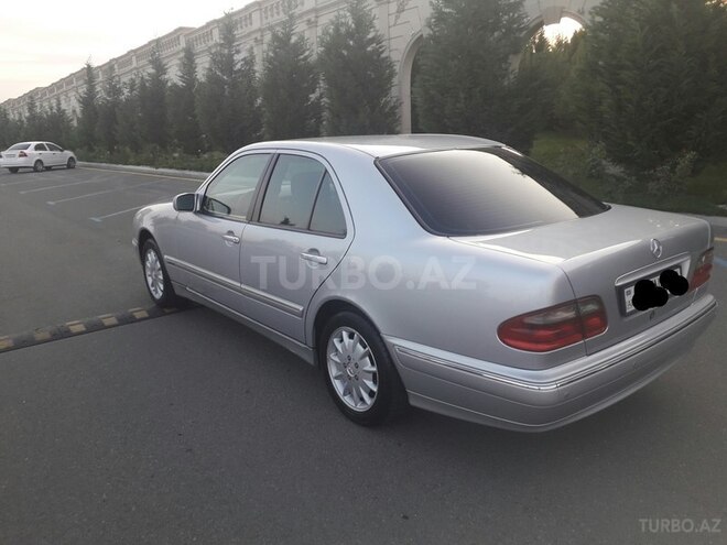 Mercedes E 200 2001, 192,300 km - 2.0 l - Gəncə