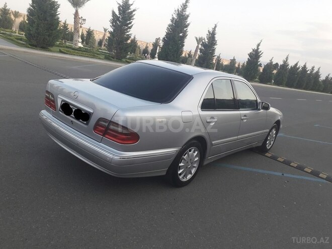 Mercedes E 200 2001, 192,300 km - 2.0 l - Gəncə