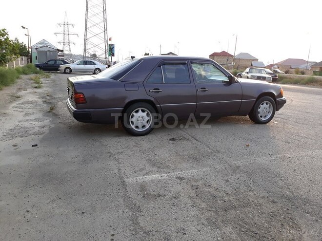 Mercedes  1991, 570,000 km - 2.0 l - Bakı
