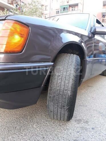 Mercedes  1991, 570,000 km - 2.0 l - Bakı