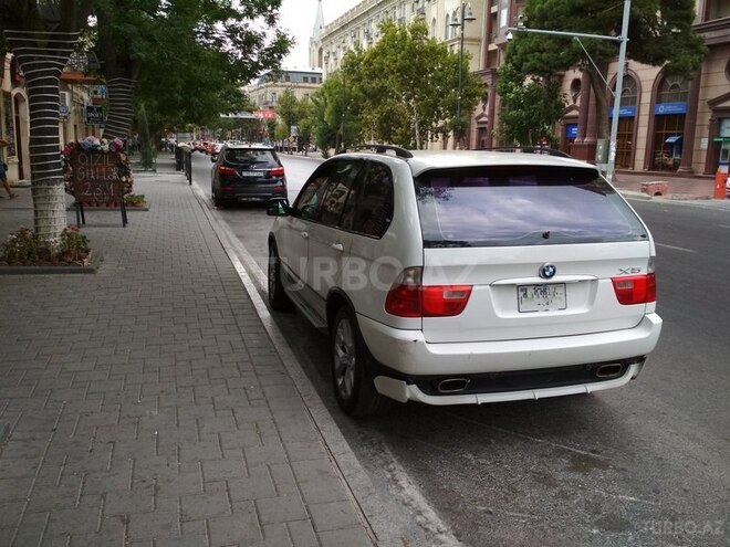 BMW X5 2002, 2,610,002 km - 4.4 l - Bakı
