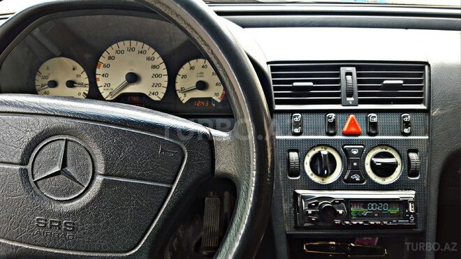 Mercedes C 180 1998, 269,000 km - 1.8 l - Gəncə