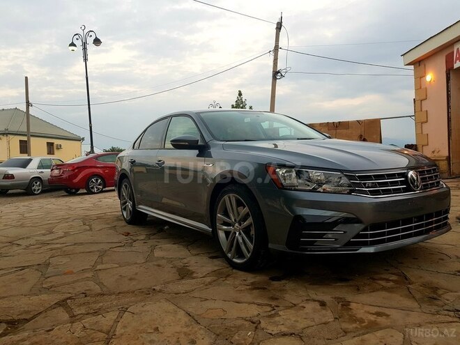 Volkswagen Passat 2018, 5,100 km - 2.0 л - Bakı