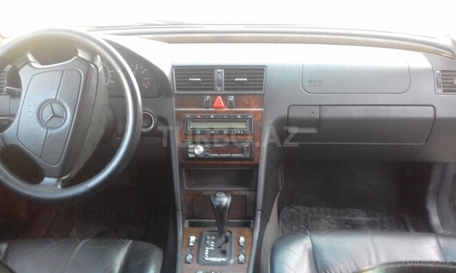 Mercedes C 230 1997, 255,000 km - 2.3 l - Bakı