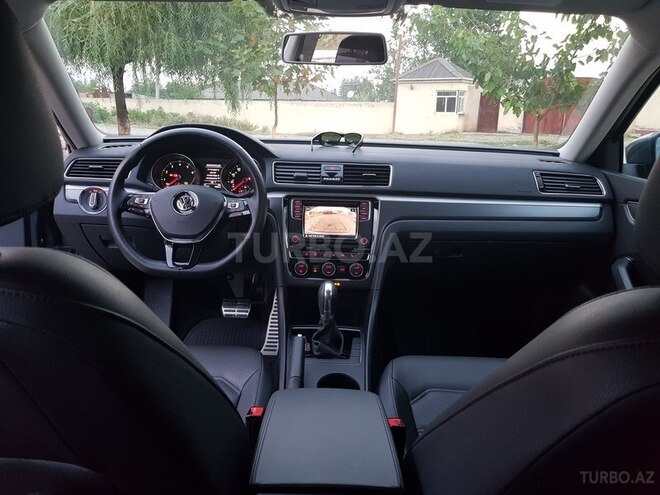 Volkswagen Passat 2018, 5,100 km - 2.0 л - Bakı