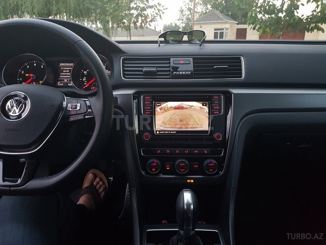 Volkswagen Passat 2018, 5,100 km - 2.0 л - Bakı